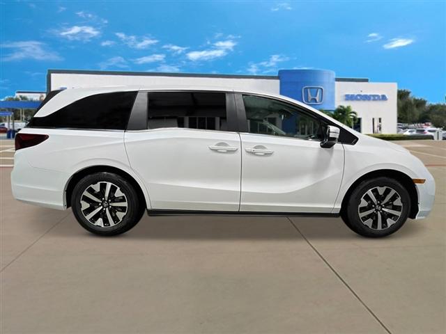 new 2025 Honda Odyssey car, priced at $44,125