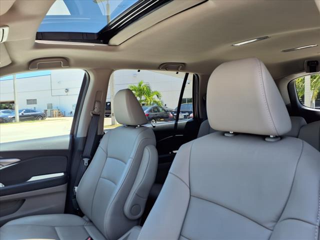 used 2022 Honda Pilot car, priced at $29,377