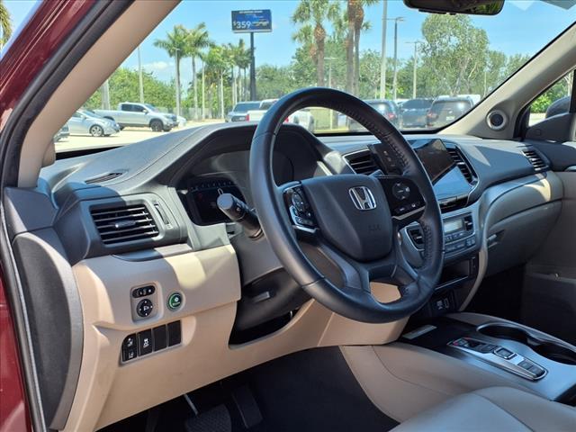 used 2022 Honda Pilot car, priced at $29,377