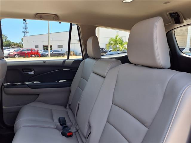 used 2022 Honda Pilot car, priced at $29,377