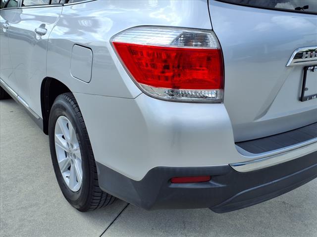 used 2013 Toyota Highlander car, priced at $12,997