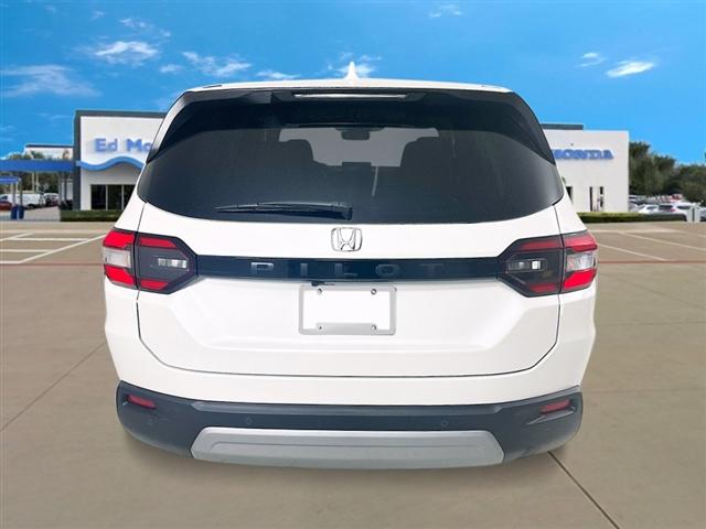 new 2025 Honda Pilot car, priced at $47,305