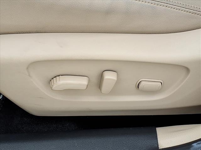 used 2020 Nissan Rogue car, priced at $17,357
