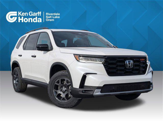 new 2025 Honda Pilot car, priced at $50,250