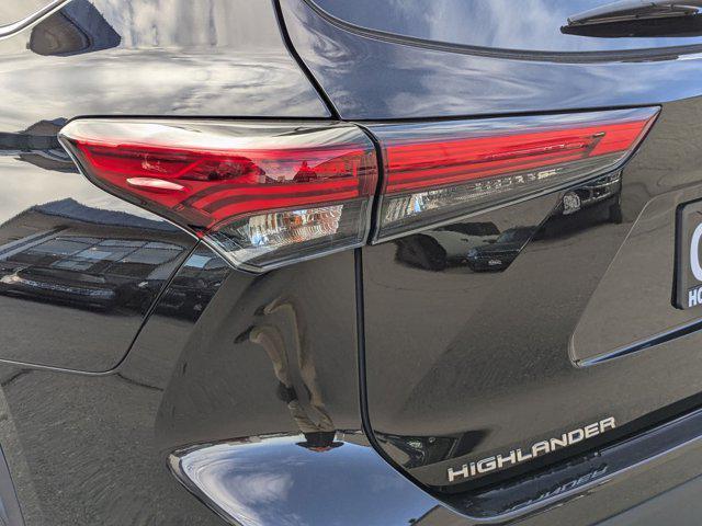 used 2021 Toyota Highlander car, priced at $35,230