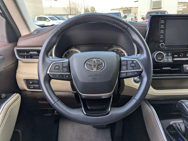 used 2021 Toyota Highlander car, priced at $35,230