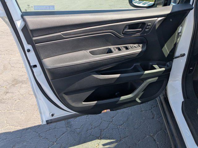 used 2024 Honda Odyssey car, priced at $39,574