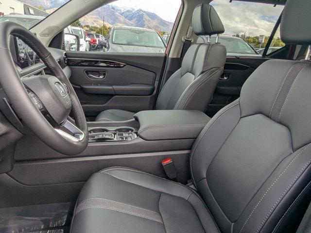 new 2025 Honda Pilot car, priced at $49,800