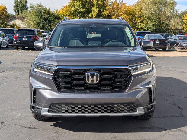new 2025 Honda Pilot car, priced at $53,075