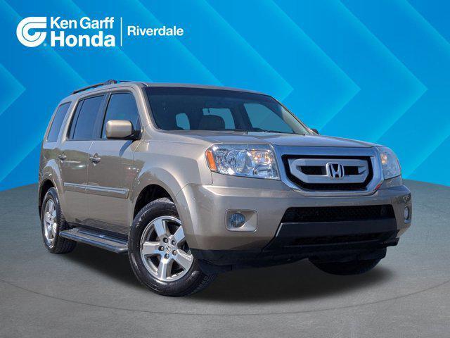 used 2011 Honda Pilot car, priced at $6,987