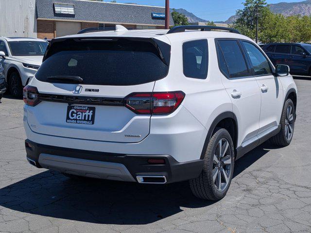 new 2025 Honda Pilot car, priced at $49,755