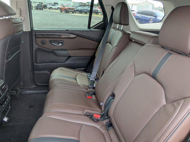 new 2025 Honda Pilot car, priced at $54,530