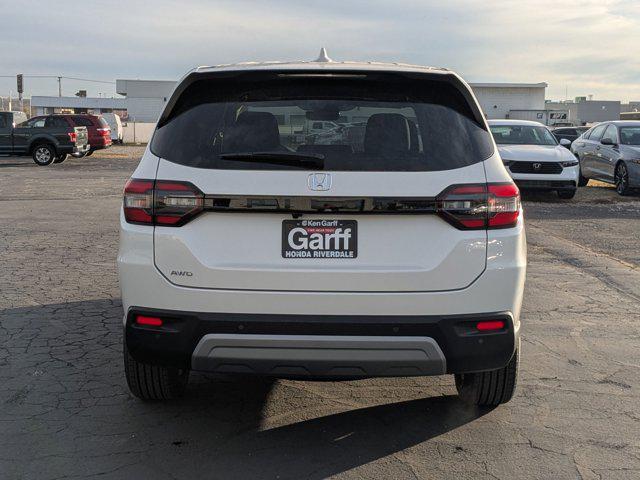 new 2025 Honda Pilot car, priced at $44,908