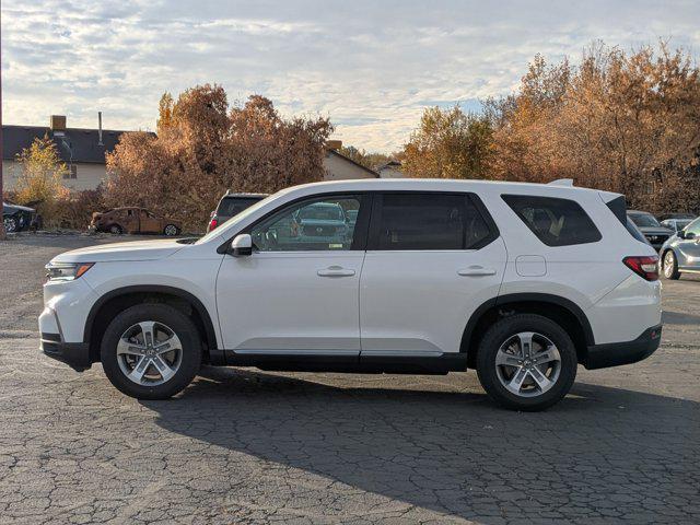 new 2025 Honda Pilot car, priced at $44,908