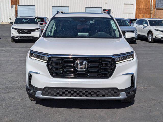 new 2025 Honda Pilot car, priced at $49,700