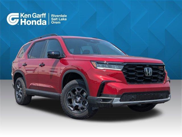 new 2025 Honda Pilot car, priced at $49,200