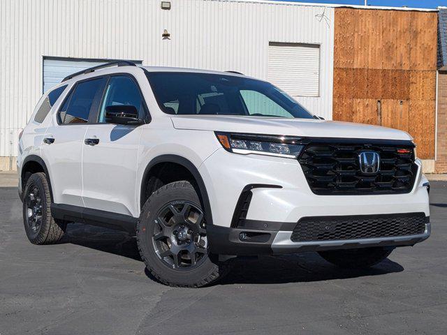 new 2025 Honda Pilot car, priced at $49,805