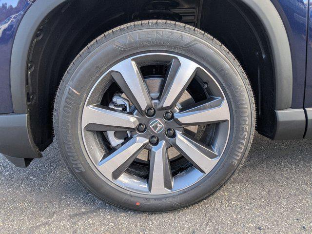 new 2025 Honda Pilot car, priced at $49,595