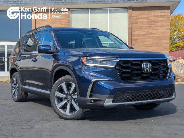 new 2025 Honda Pilot car, priced at $49,595