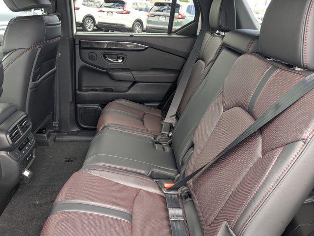 new 2025 Honda Pilot car, priced at $55,485