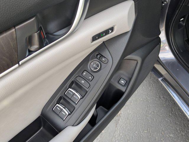 used 2018 Honda Accord Hybrid car, priced at $27,374