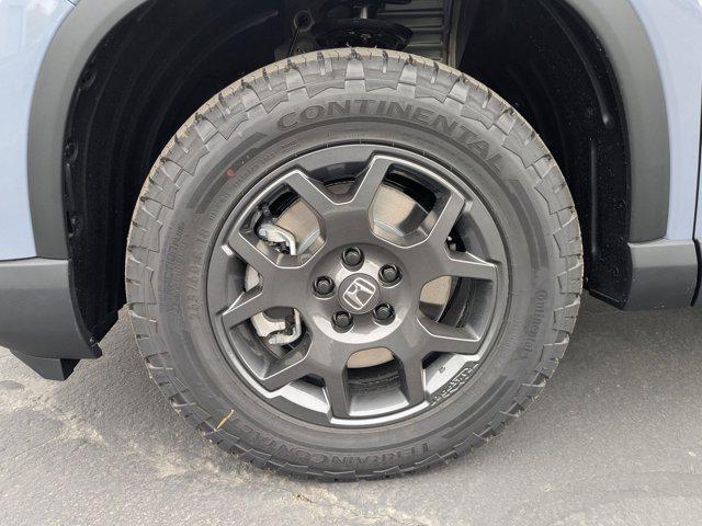 new 2025 Honda Pilot car, priced at $50,155