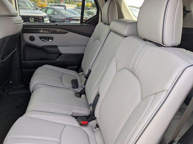 new 2025 Honda Pilot car, priced at $53,485