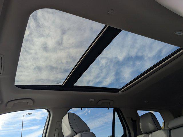 new 2025 Honda Pilot car, priced at $53,485