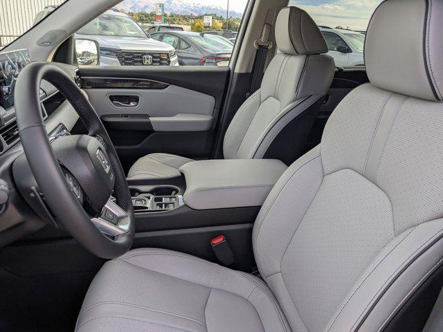 new 2025 Honda Pilot car, priced at $53,485