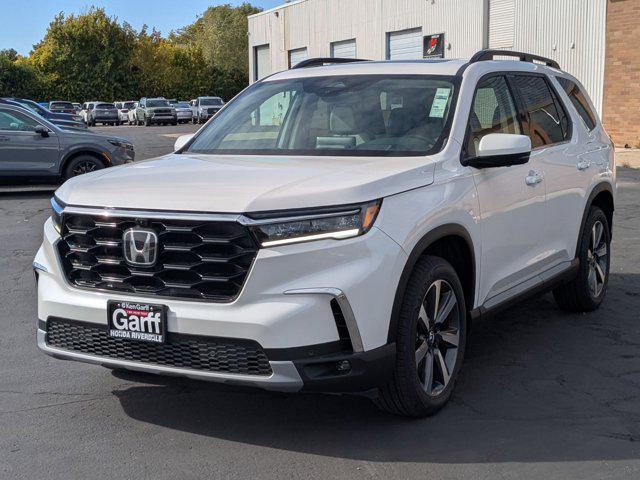 new 2025 Honda Pilot car, priced at $53,485