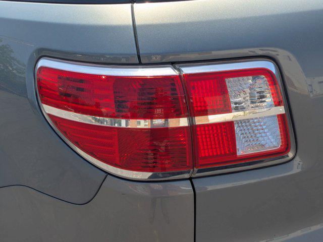 used 2008 Saturn Outlook car, priced at $5,953