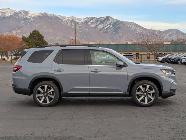 new 2025 Honda Pilot car, priced at $49,700