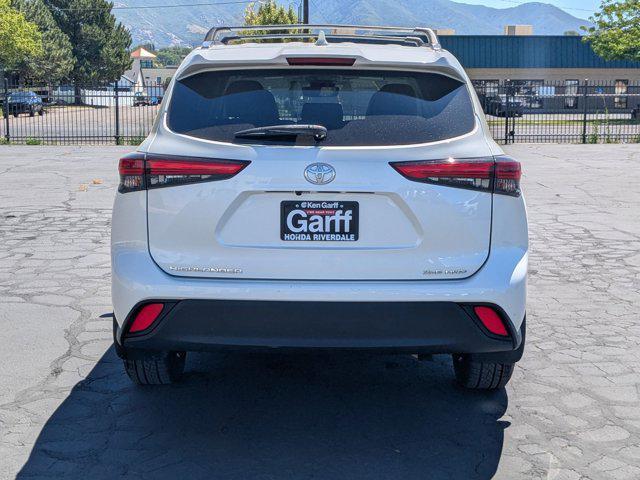 used 2020 Toyota Highlander car, priced at $29,197