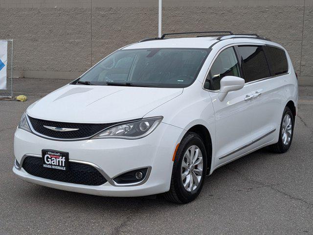 used 2018 Chrysler Pacifica car, priced at $14,927