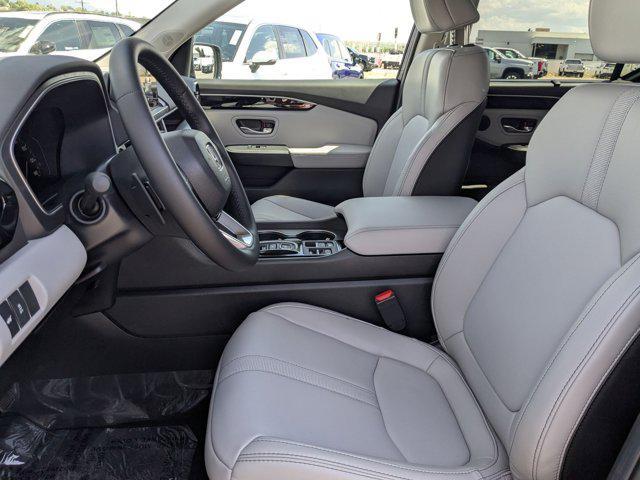 new 2025 Honda Pilot car, priced at $45,300