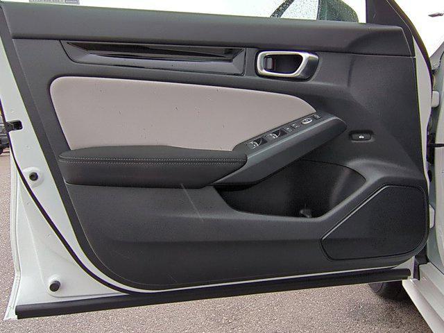 new 2025 Honda Civic Hybrid car, priced at $30,555