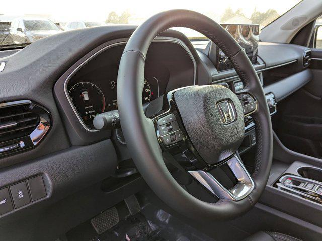 new 2025 Honda Pilot car, priced at $45,700