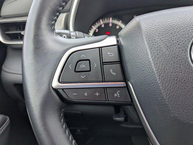used 2022 Toyota Highlander car, priced at $37,798