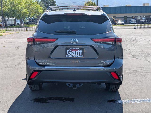 used 2022 Toyota Highlander car, priced at $37,798