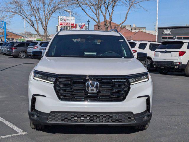 new 2025 Honda Pilot car, priced at $55,530
