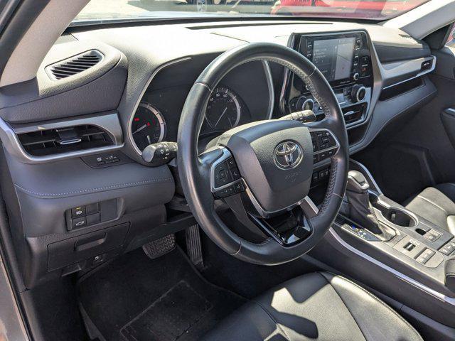 used 2021 Toyota Highlander car, priced at $33,307