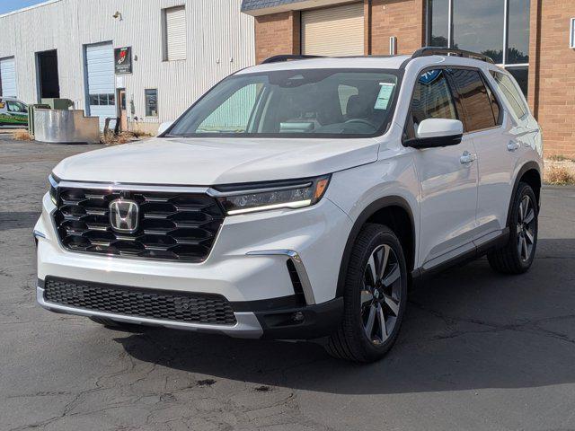 new 2025 Honda Pilot car, priced at $53,530