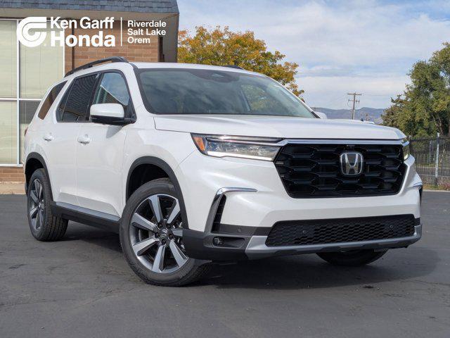 new 2025 Honda Pilot car, priced at $53,530
