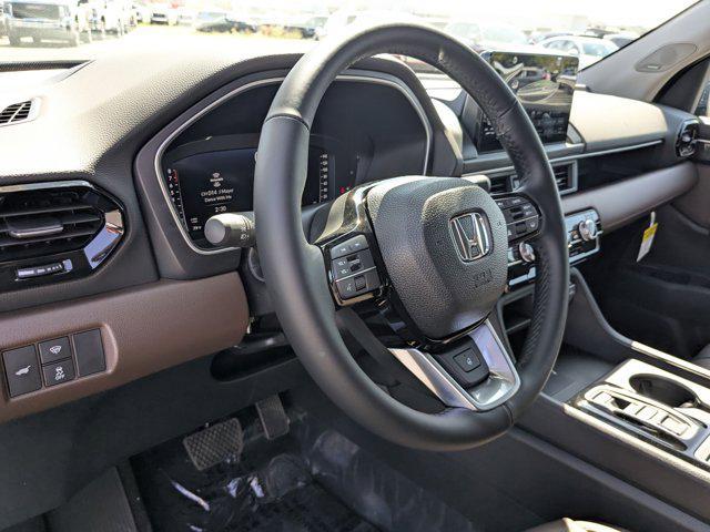 new 2025 Honda Pilot car, priced at $53,075