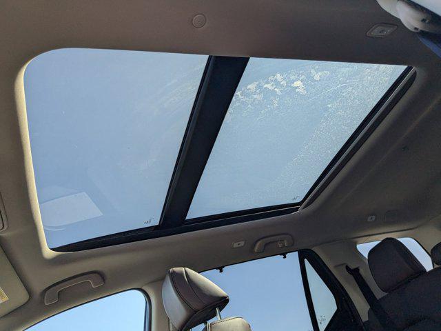 new 2025 Honda Pilot car, priced at $53,075