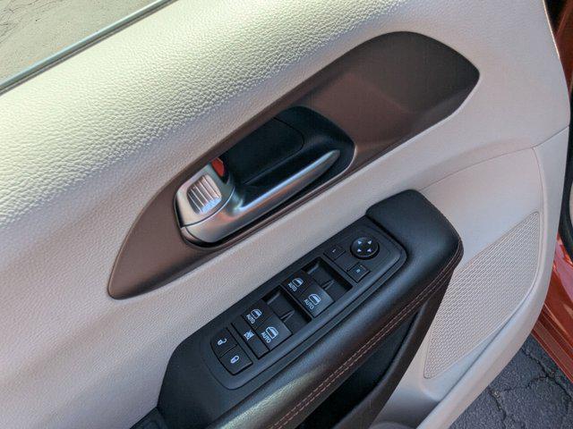 used 2018 Chrysler Pacifica car, priced at $13,544