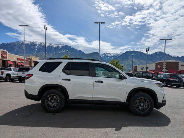 new 2025 Honda Pilot car, priced at $50,305