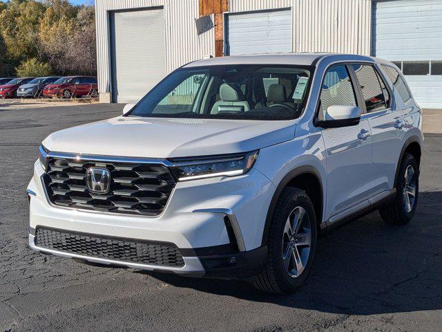 new 2025 Honda Pilot car, priced at $45,700