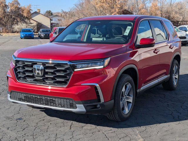 new 2025 Honda Pilot car, priced at $45,700