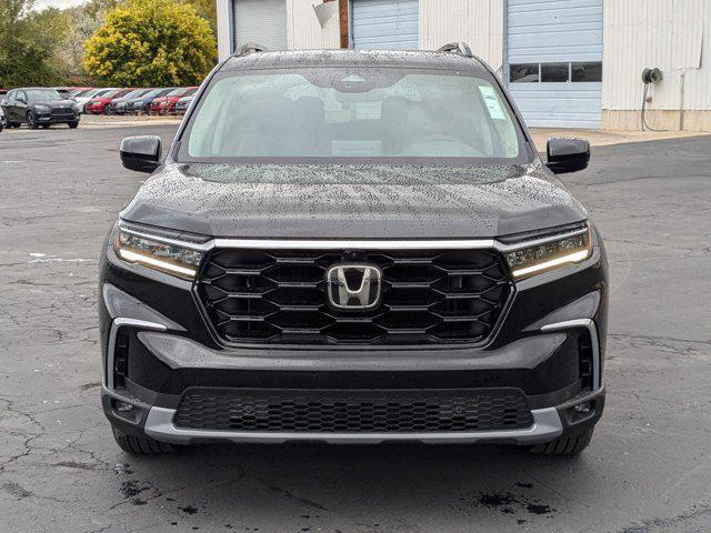 new 2025 Honda Pilot car, priced at $53,030